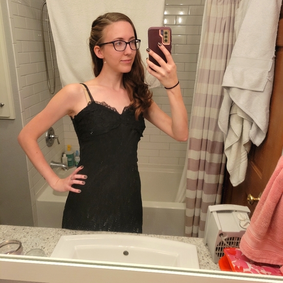 Meet your Posher, Katie - Picture 5 of 5